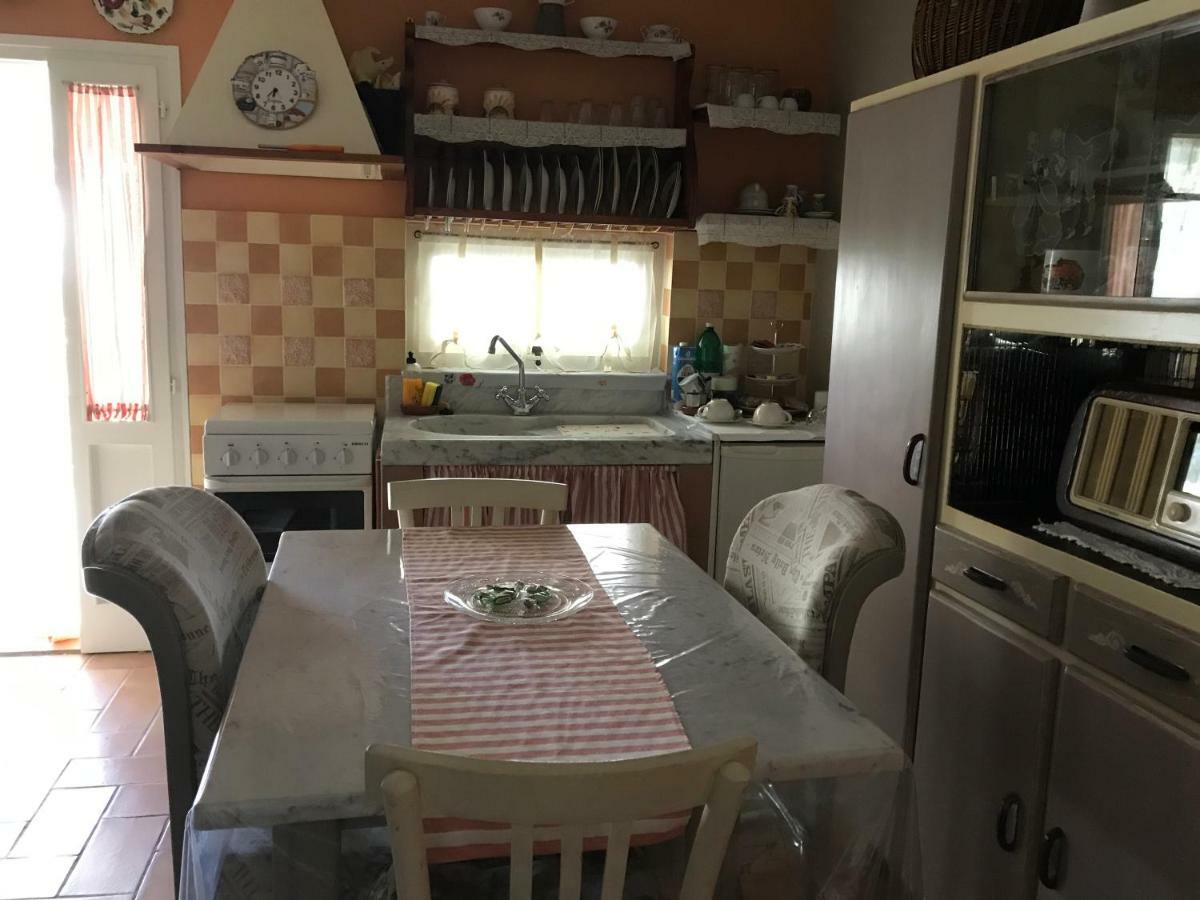 Ancora Bilocale Villa Marina di Massa Exteriör bild